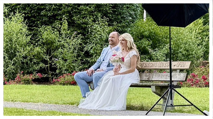 Lekker chillen tussen de rozen 🌺